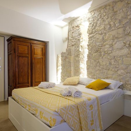 Suite Il Sole In Pieno Centro Storico In Cagliari Bagian luar foto